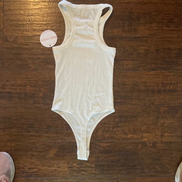 Onesie ribbed high neck tank - Picture 3 of 6